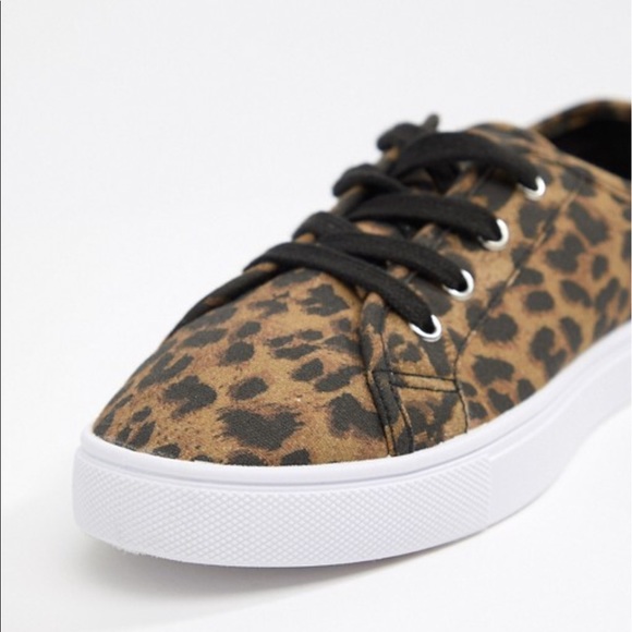 ASOS | Wide Fit Daisy Leopard Print Sneakers 5.5 - Picture 3 of 4